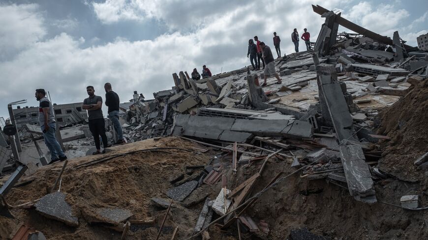 destoryed residential building in Gaza