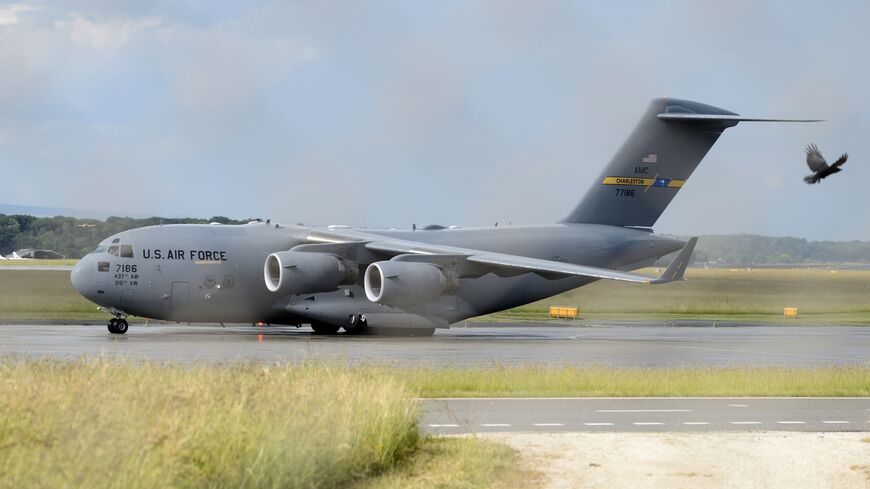 C17 transport plane