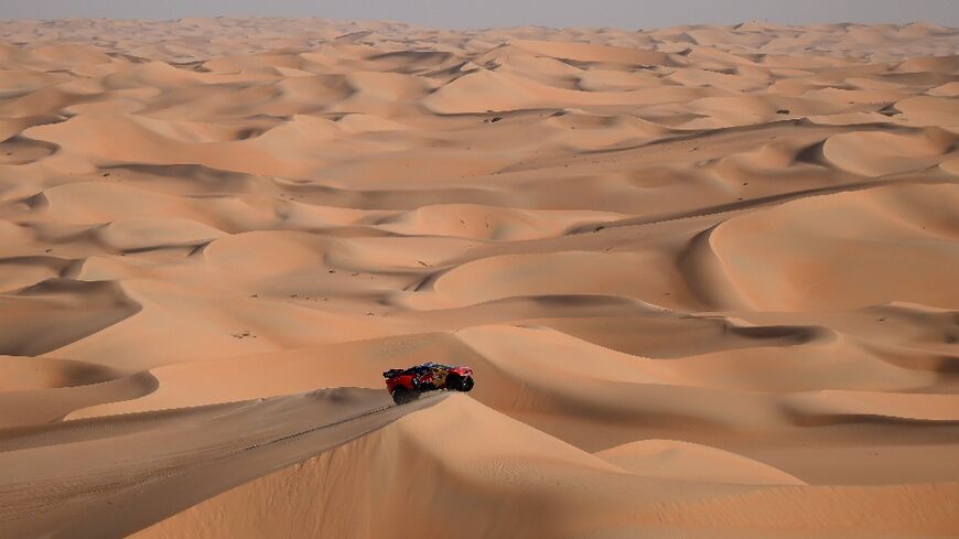 Sebastien Loeb won a record sixth successive stage in the Dakar Rally with victory in stage 13 between Shaybah and Al-Hofuf