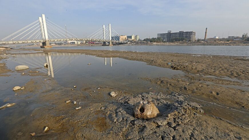 In Nasiriyah, capital of the southern province of Dhi Qar, an AFP photographer saw the river bed of the mighty Euphrates dry in patches