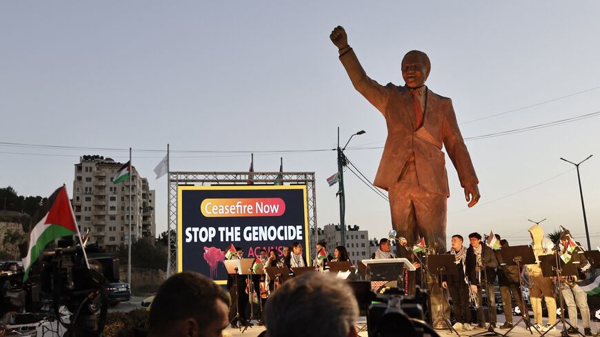 The statue of late South African President Nelson Mandela.