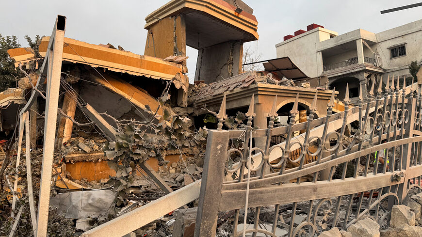 A view of a damaged building after Israeli strikes following Israeli military's evacuation orders, in Tayr Debba, southern Lebanon November 6, 2025. REUTERS/Ali Hankir