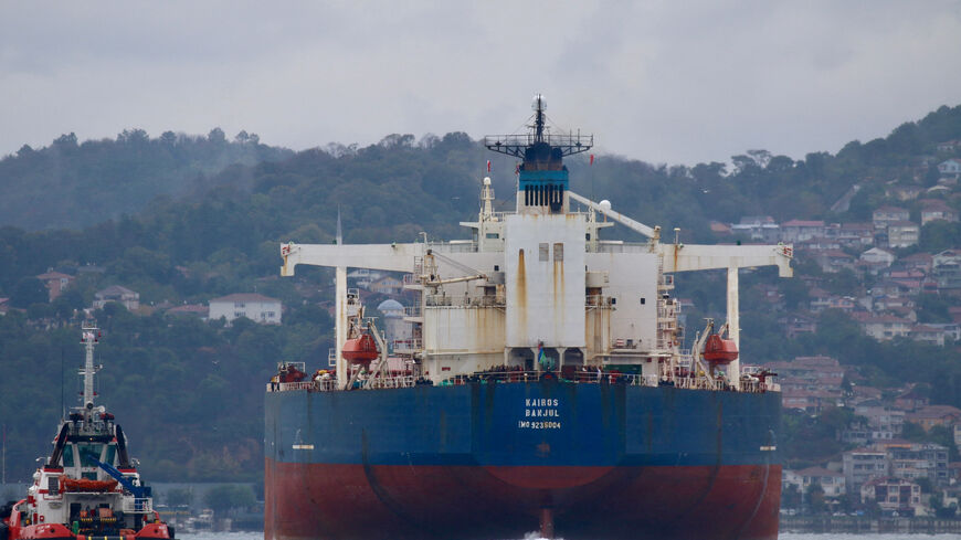 Gambian-flagged tanker Kairos transits the Bosphorus in Istanbul, Turkey, September 29, 2025. REUTERS/Yoruk Isik