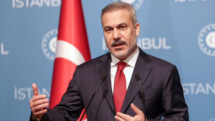 Turkish Foreign Minister Hakan Fidan speaks during a press conference after a ministerial meeting on Gaza, in Istanbul, Turkey, November 3, 2025. REUTERS/Murad Sezer