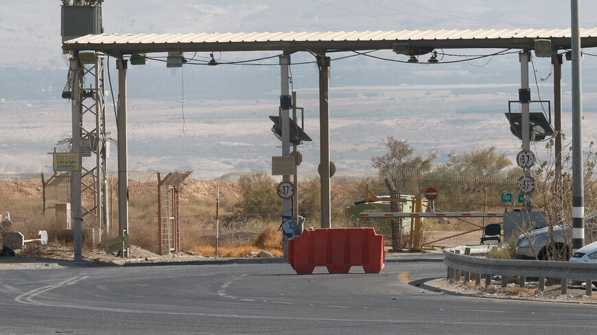 FILE PHOTO: Allenby Bridge Crossing between West Bank and Jordan is closed, in the Israeli-occupied West Bank, September 24, 2025. REUTERS/Ammar Awad/File Photo