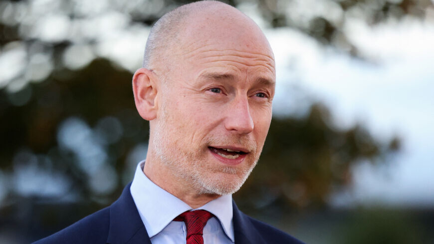 FILE PHOTO: Stephen Kinnock, Labour Party MP, speaks near Tata Steel Port Talbot steel production plant at Port Talbot, in Wales, Britain, September 30, 2024. REUTERS/Hollie Adams/ File Photo