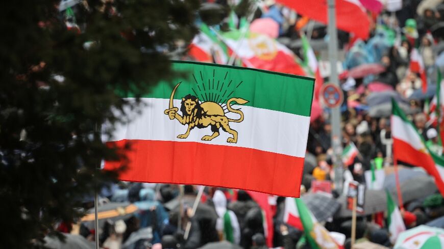 Thousands called for the return of the exiled son of the last shah