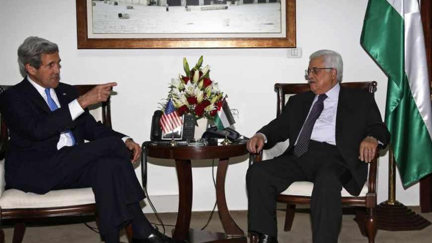 Palestinian President Mahmoud Abbas (R) meets with U.S. Secretary of State John Kerry in the West Bank city of Ramallah April 7, 2013.
REUTERS/Mohamed Torokman (WEST BANK - Tags: POLITICS) - RTXYC54