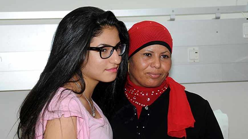 Roni_Cohen_left_and_Malika_Jamin.jpg