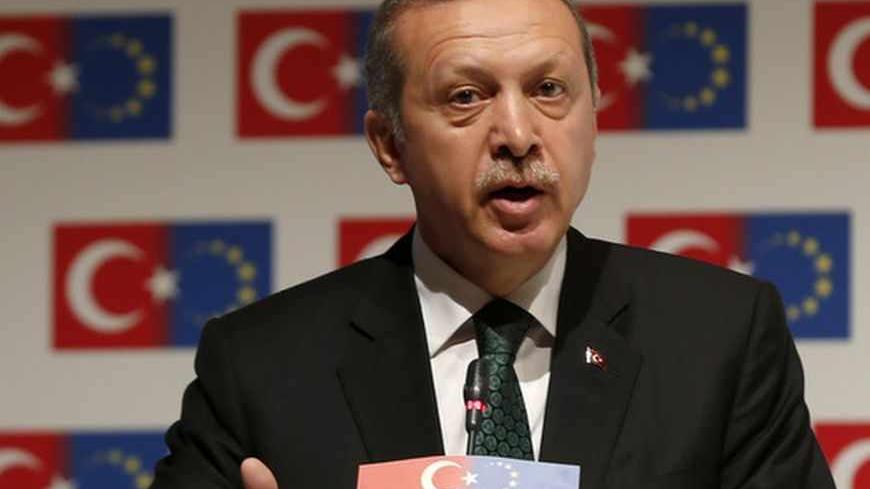 Turkish Prime Minister Tayyip Erdogan gestures during the Istanbul Conference of the Ministry For EU Affairs in Istanbul June 7, 2013. Turkey must investigate whether police used excessive force in a crackdown on days of anti-government demonstrations and hold those responsible to account, European Union enlargement commissioner Stefan Fuele said on Friday. REUTERS/Osman Orsal (TURKEY - Tags: CIVIL UNREST POLITICS) - RTX10F76