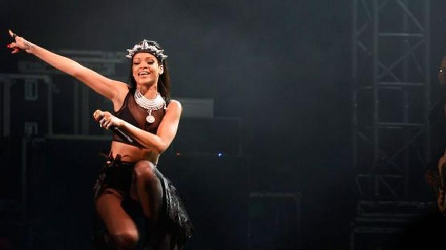 RihannaTelAviv2013.jpg