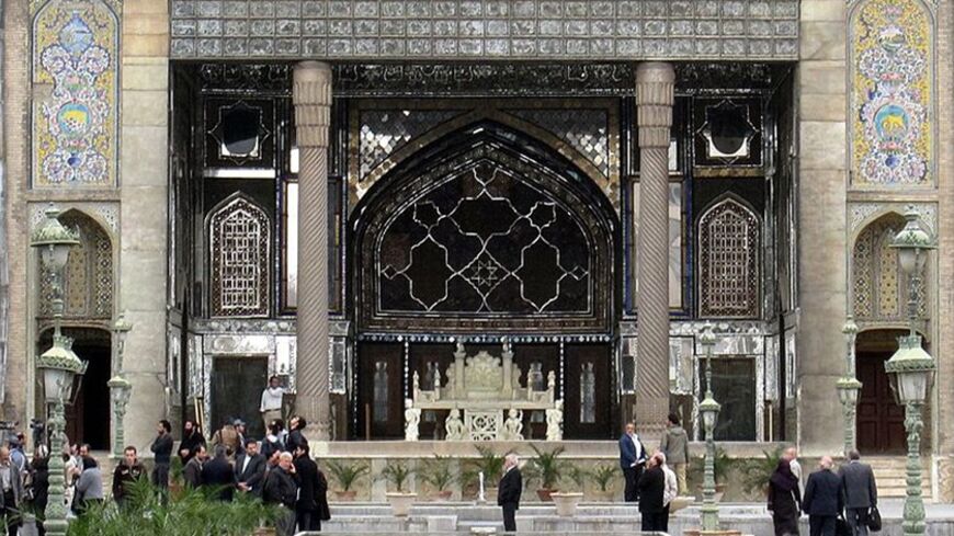 Golestan_Palace_court.jpg