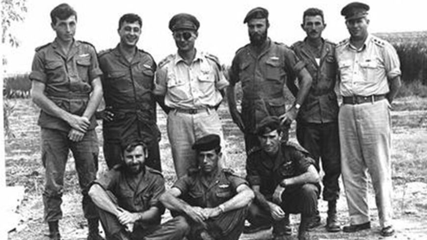Dayan_w_Kuntila_Raid_comm.jpg