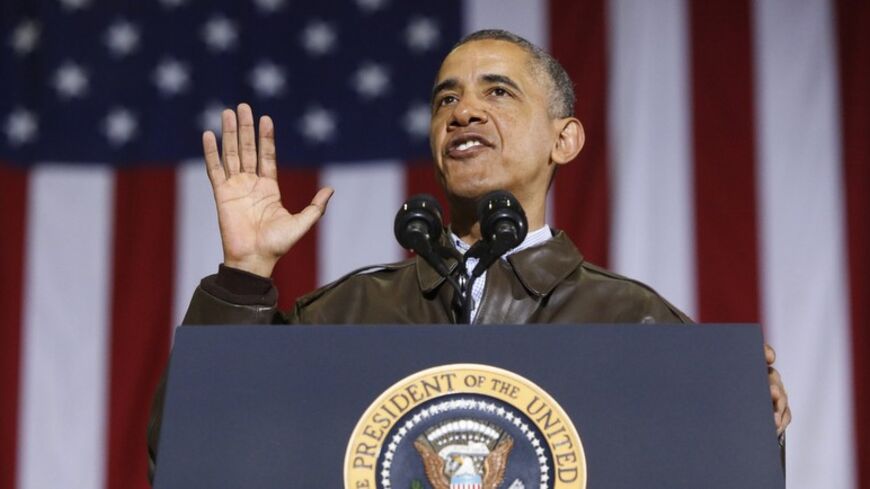 U.S. President Barack Obama speaks to U.S. troops deployed in Afghanistan during an unannounced visit to Bagram Air Base in Kabul, May 25, 2014. REUTERS/Jonathan Ernst (AFGHANISTAN  - Tags: POLITICS MILITARY)   - RTR3QSY3o
