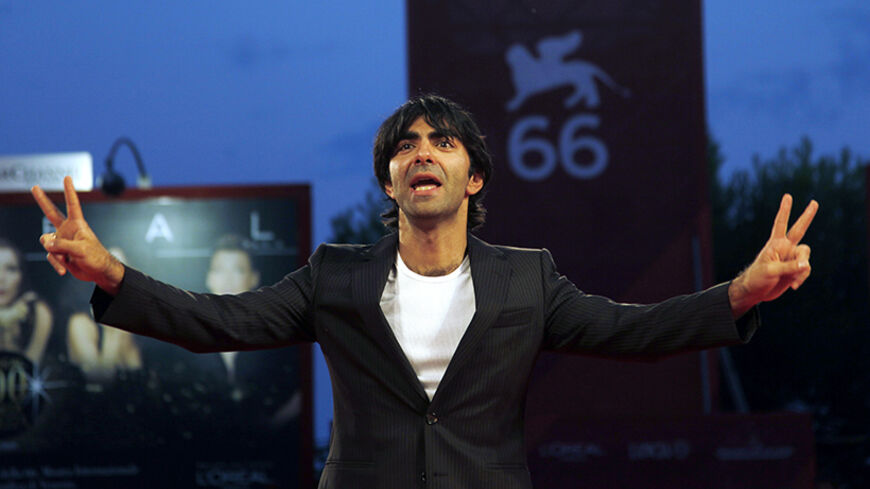 Director Fatih Akin attends the "Soul Kitchen" premiere at the Sala Grande during the 66th Venice Film Festival  September 10, 2009. REUTERS/Alessandro Bianchi   (ITALY ENTERTAINMENT) - RTR27OBA