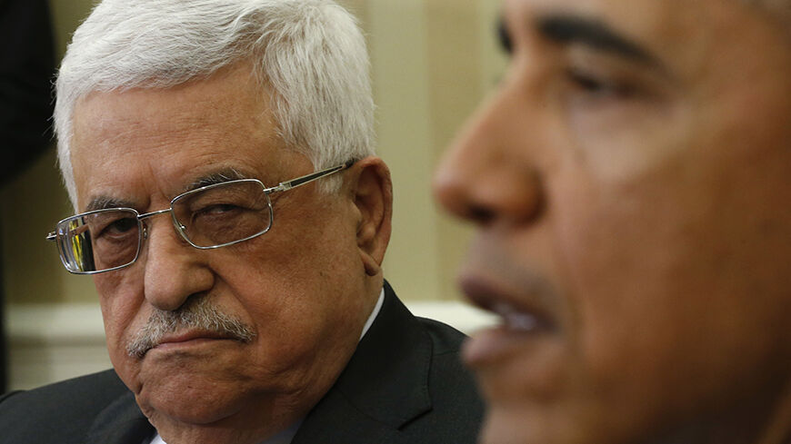 U.S. President Barack Obama meets with Palestinian Authority President Mahmoud Abbas (L) at the White House in Washington March 17, 2014. President Obama on Monday urged Palestinian President Mahmoud Abbas to make tough decisions and take risks for peace with Israel, saying he hoped to see progress in U.S.-brokered negotiations in coming weeks.  REUTERS/Kevin Lamarque  (UNITED STATES - Tags: POLITICS) - RTR3HG2A