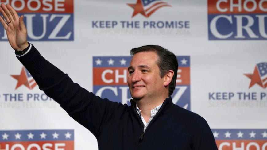 Republican presidential candidate Sen. Ted Cruz (R-TX ) walks on stage at Five Sullivan Brothers Convention Center in Waterloo, Iowa, January 23, 2016. REUTERS/Aaron P. Bernstein - RTX23QKN
