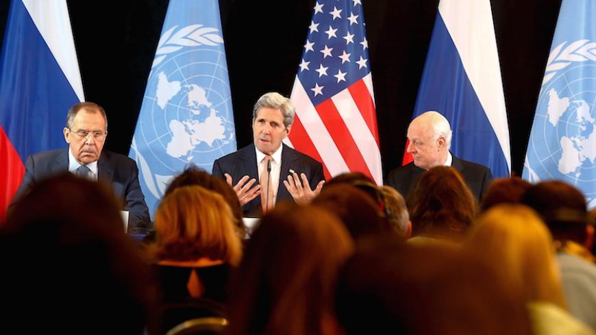 Russian Foreign Minister Sergei Lavrov, U.S. Secretary of State John Kerry and UN Special Envoy for Syria, Staffan de Mistura (L-R) attend a news conference after the International Syria Support Group (ISSG) meeting in Munich, Germany, February 12, 2016. REUTERS/Michael Dalder  - RTX26KGX