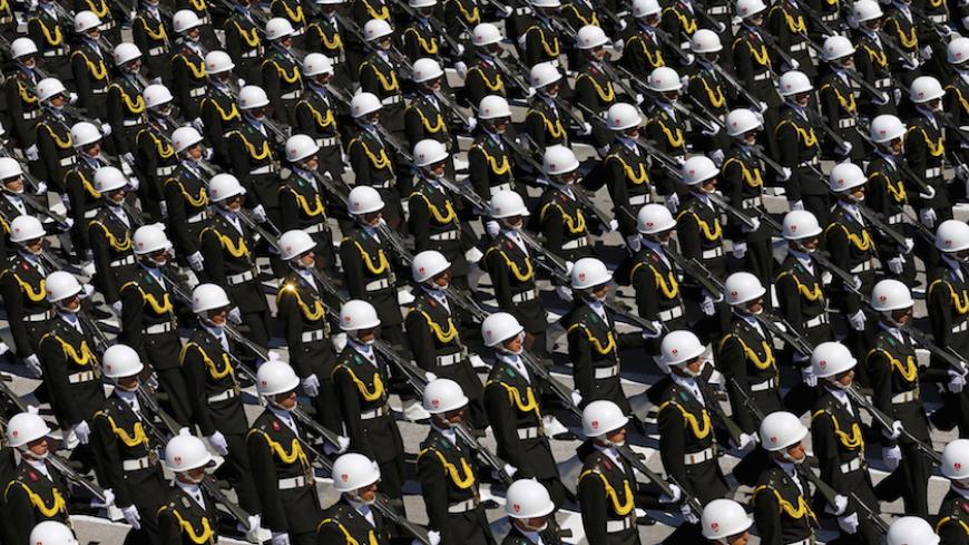 Turkish soldiers march during a parade marking the 93rd anniversary of Victory Day in Ankara, Turkey, August 30, 2015. REUTERS/Umit Bektas - RTX1Q9PW