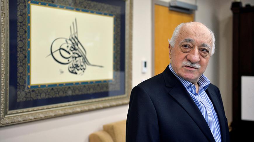 U.S. based cleric Fethullah Gulen at his home in Saylorsburg, Pennsylvania, U.S. July 29, 2016. REUTERS/Charles Mostoller - RTSKAJX