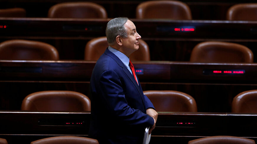Israel's Prime Minister Benjamin Netanyahu attends the opening of the winter session of the Knesset, the Israeli parliament, in Jerusalem October 31, 2016. REUTERS/Ronen Zvulun - RTX2R7C5