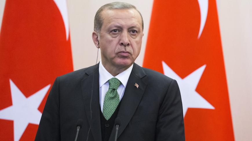 Turkish President Tayyip Erdogan attends a news conference following the talks with his Russian counterpart Vladimir Putin in Sochi, Russia, May 3, 2017. REUTERS/Alexander Zemlianichenko/Pool - RTS14ZGN