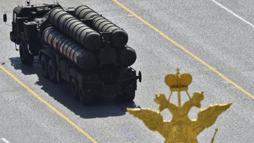 Russian S-400 Triumph/SA-21 Growler medium-range and long-range surface-to-air missile systems drive during the Victory Day parade at Red Square in Moscow, Russia, May 9, 2015. Russia marks the 70th anniversary of the end of World War Two in Europe on Saturday with a military parade, showcasing new military hardware at a time when relations with the West have hit lows not seen since the Cold War. REUTERS/Host Photo Agency/RIA Novosti ATTENTION EDITORS - THIS IMAGE HAS BEEN SUPPLIED BY A THIRD PARTY. IT IS D