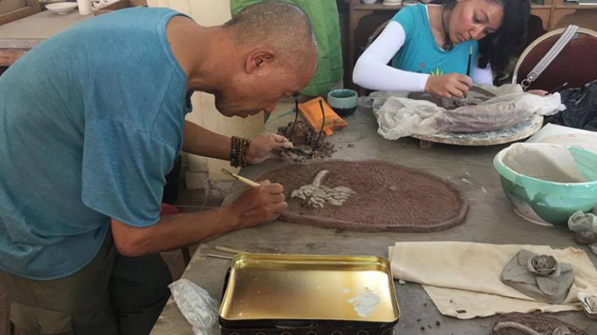Egypt_China_Pottery_1.jpg