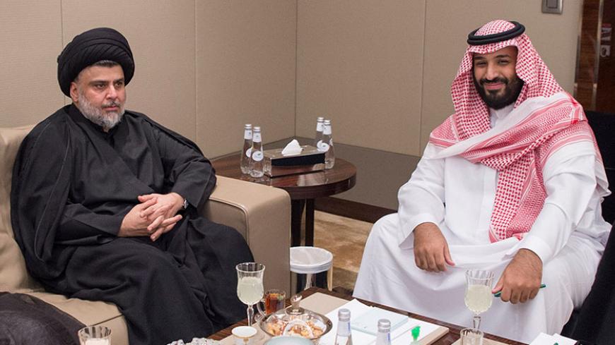 Saudi Crown Prince Mohammed bin Salman meets with Iraqi Shi'ite leader Muqtada al-Sadr in Jeddah, Saudi Arabia July 30, 2017. Bandar Algaloud/Courtesy of Saudi Royal Court/Handout via REUTERS ATTENTION EDITORS - THIS PICTURE WAS PROVIDED BY A THIRD PARTY. - RTS19RFH