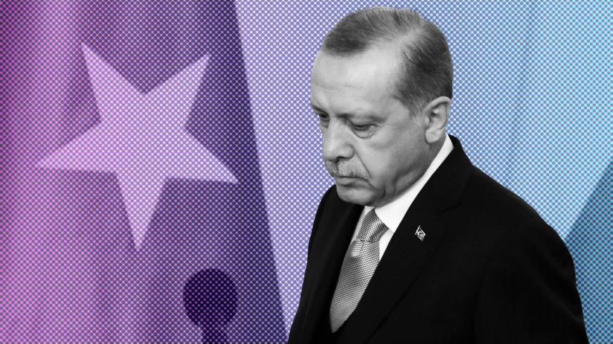 Turkish President Recep Tayyip Erdogan attends the news conference after his meeting with Poland's President Andrzej Duda at the Presidential Palace in Warsaw, Poland, October 17, 2017. REUTERS/Kacper Pempel     TPX IMAGES OF THE DAY - RC170C3B0200