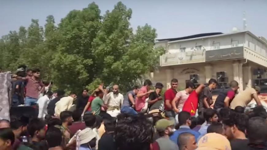 Basra_Protest.jpg