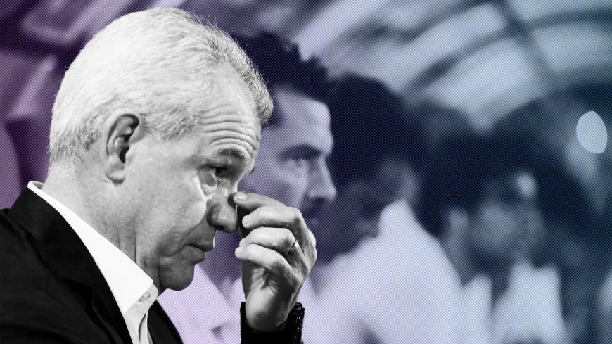 Soccer Football - African Nations Cup Qualifier - Egypt v Niger - Borg El Arab Stadium, Alexandria, Egypt - September 8, 2018  Egypt coach Javier Aguirre before the match   REUTERS/Amr Abdallah Dalsh - RC127E393B90