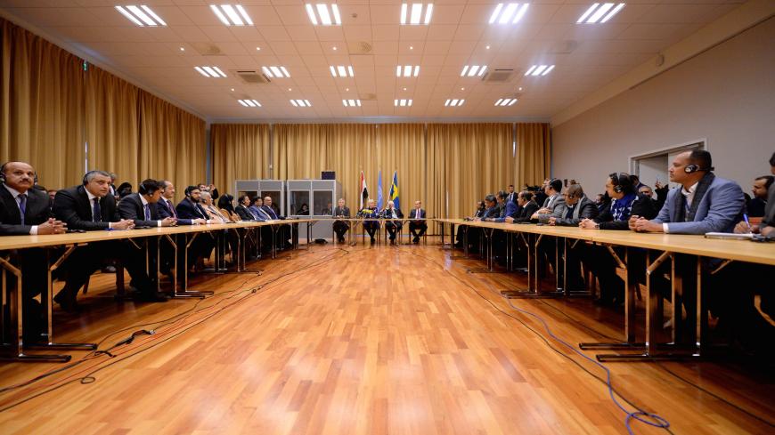Swedish Foreign minister Margot Wallstrom, U.N. envoy to Yemen Martin Griffiths and delegates attend the opening press conference on U.N.-sponsored peace talks for Yemen at Johannesberg castle, in Rimbo, Sweden December 6, 2018. Stina Stjernkvist /TT News Agency/via REUTERS ATTENTION EDITORS - THIS IMAGE WAS PROVIDED BY A THIRD PARTY. SWEDEN OUT. NO COMMERCIAL OR EDITORIAL SALES IN SWEDEN. - RC1E49050030