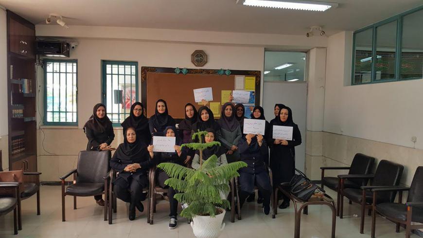 iranteacherstrike.jpg