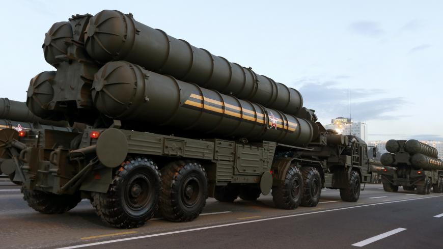 Russian S-400 air defence mobile missile launching systems take part in a military parade during celebrations marking Independence Day in Minsk July 3, 2014. REUTERS/Vasily Fedosenko (BELARUS - Tags: ANNIVERSARY POLITICS MILITARY) - GM1EA740JRH01