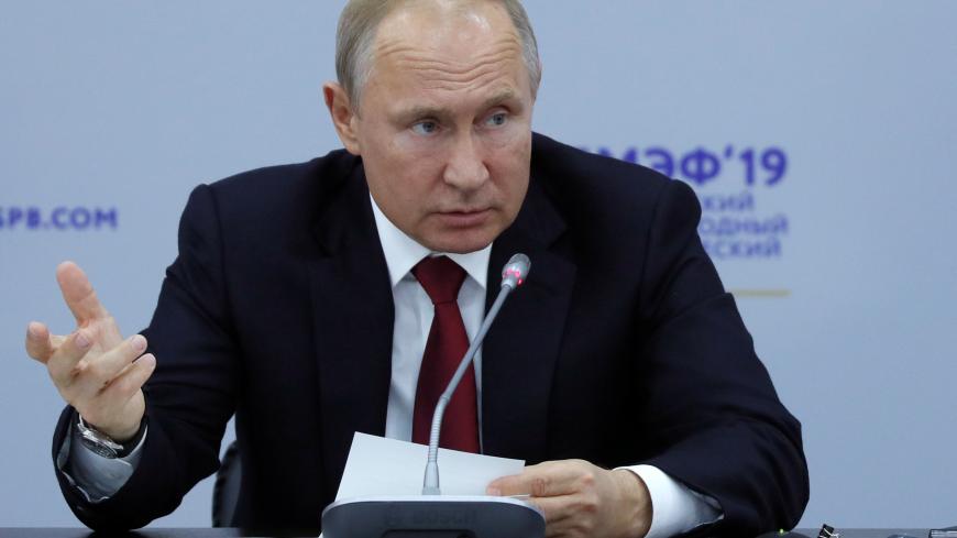 Russian President Vladimir Putin speaks during his meeting with heads of foreign companies on the sidelines of the Saint Petersburg International Economic Forum (SPIEF-2019) in St. Petersburg, Russia, June 7, 2019. Yuri Kochetkov/Pool via REUTERS - RC1E84F20B40