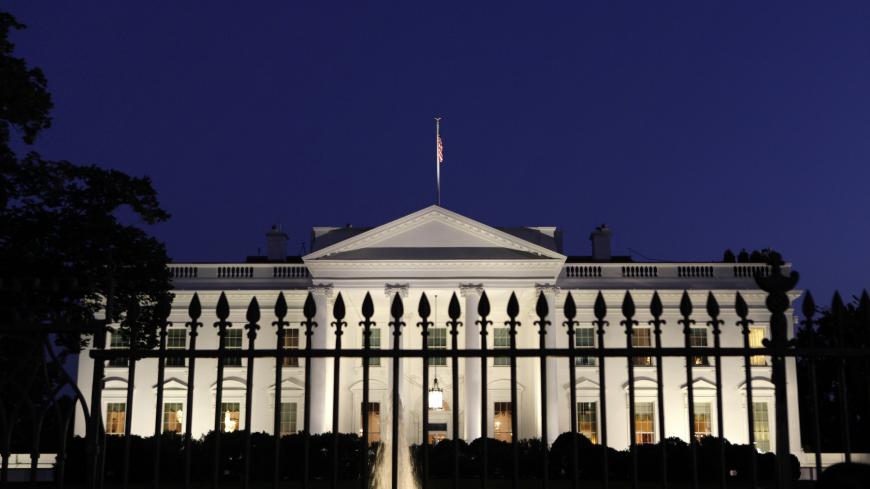 A general view of the White House in Washington September 30, 2013. The White House on Monday sought to quash any possibility that President Barack Obama would raise the U.S. debt ceiling by himself should Congress fail to do so before a mid-October deadline, as some have suggested he should.  REUTERS/Yuri Gripas (UNITED STATES - Tags: POLITICS BUSINESS) - GM1E9A10N6L01