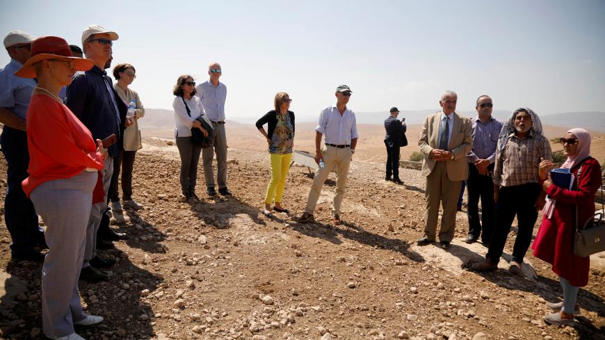 European Union delegates visit Jordan Valley in the Israeli-occupied West Bank October 2, 2019. REUTERS/Raneen Sawafta - RC1CB59519D0