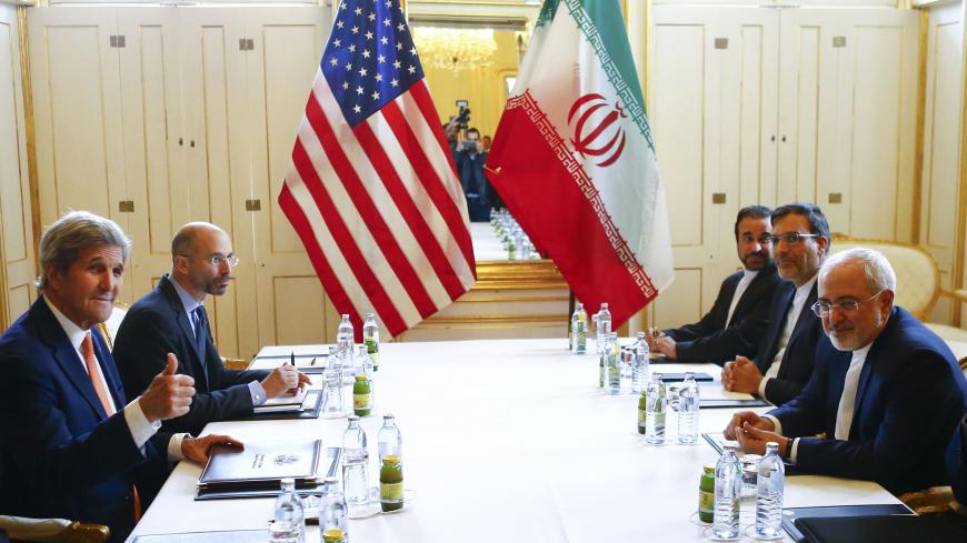 US Secretary of State John Kerry (L) and Iran's Foreign Minister Mohammad Javad Zarif attend a bilateral meeting in Vienna, Austria, May 17, 2016. 
 / AFP / POOL / LEONHARD FOEGER        (Photo credit should read LEONHARD FOEGER/AFP via Getty Images)