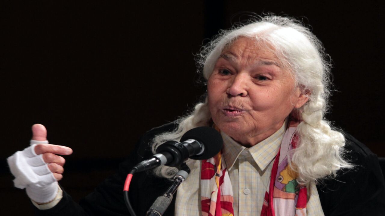 Tunisian Egyptian feminist writer Nawal el Saadawi speaks during a radio show hosted by France Inter and daily newspaper Le Monde "8 mars, 8 femmes" (March 8, 8 women) on March 8, 2012 in Paris. AFP PHOTO / MARINA HELLI