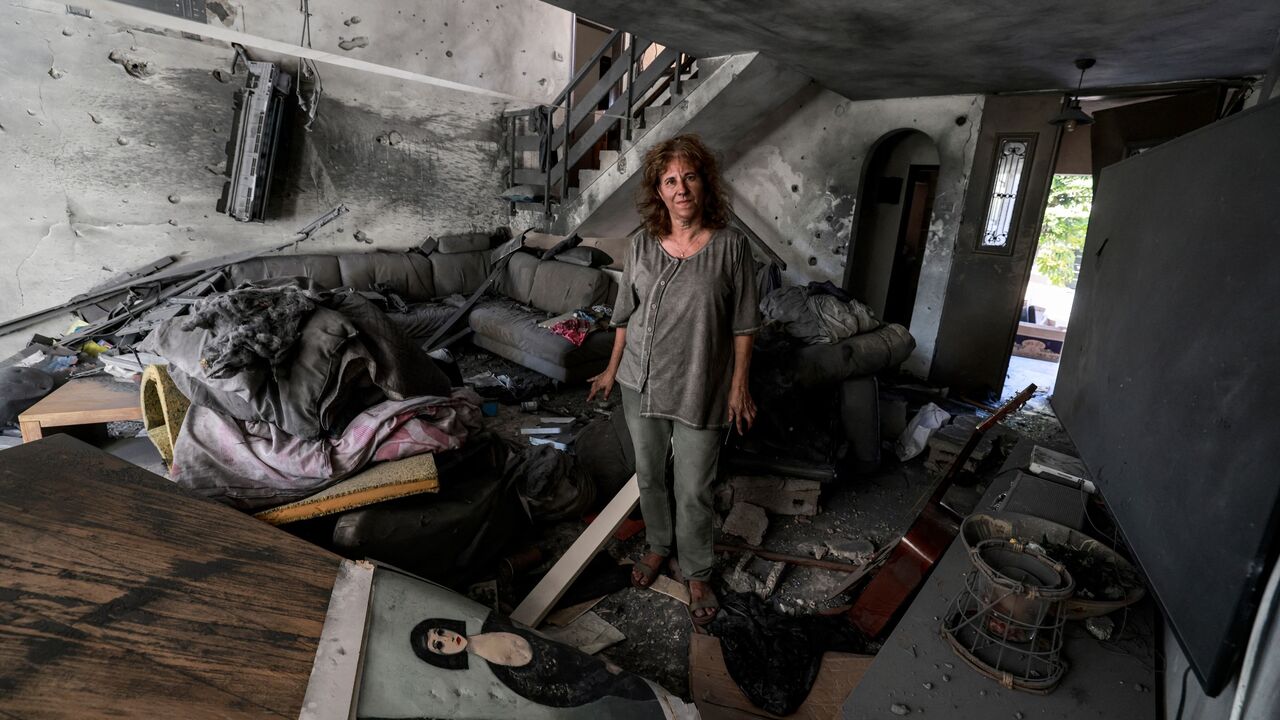 Ashkelon home destroyed by rocket
