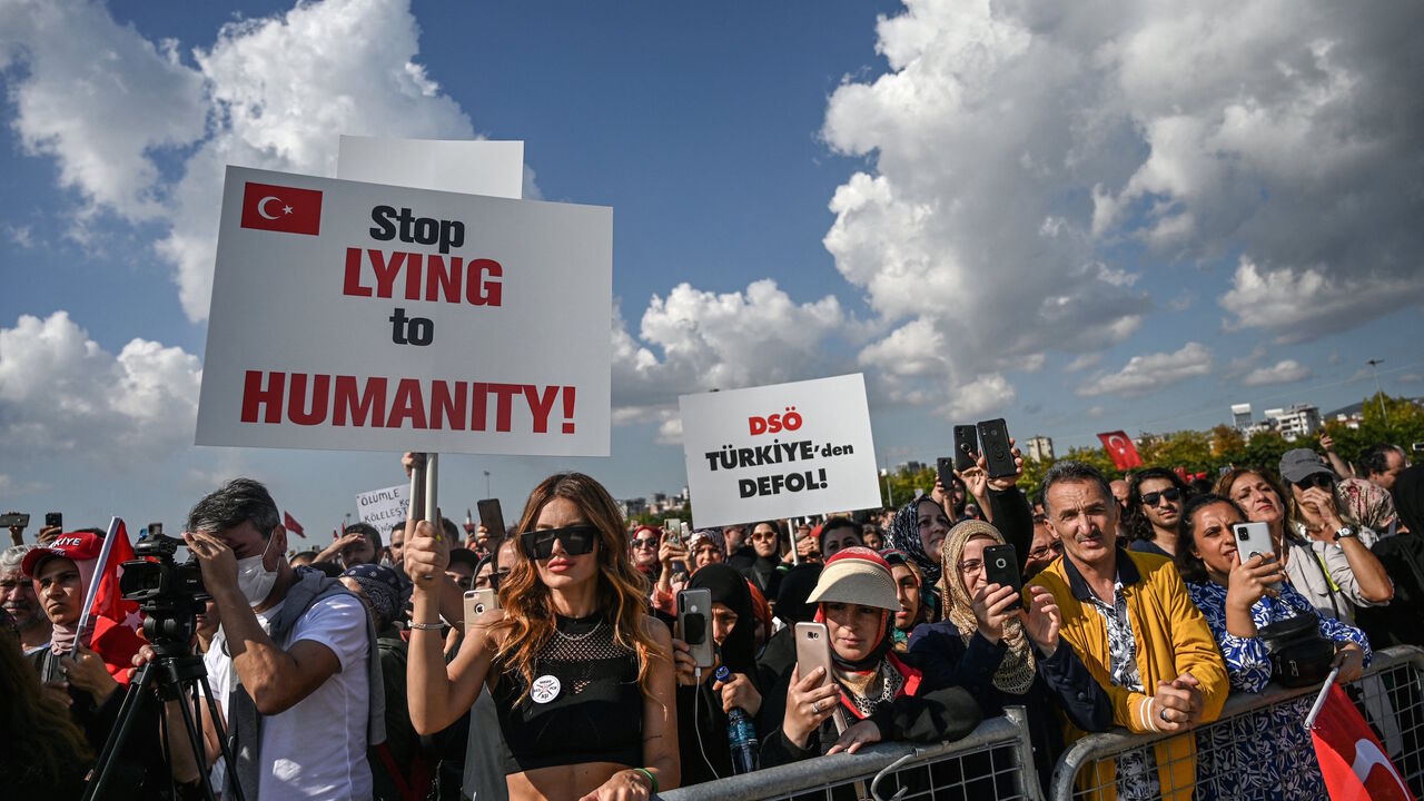 People demonstrate in protest against the coronavirus vaccine on Sept. 11, 2021 in Istanbul. 