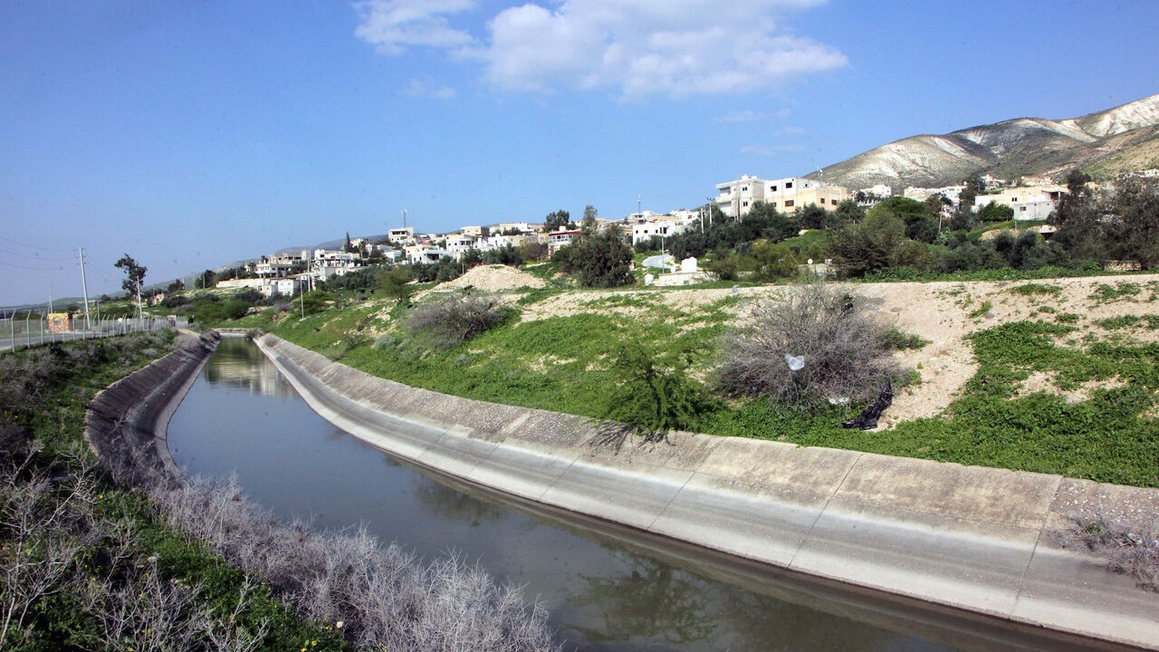 A general view shows a stretch of the King Abdullah Canal near the Jordanian border town of Shuna Shamalia (North Shuna), some four kilometres from the Wadi al-Arab Dam on March 12, 2018.