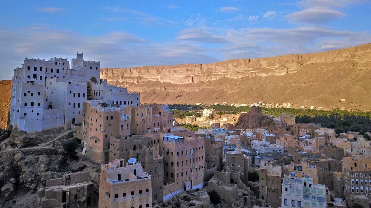Sayf, a village in Dawan directorate of Yemen's Hadramawt province Sayf, a village in Dawan directorate of Yemen's Hadramawt province