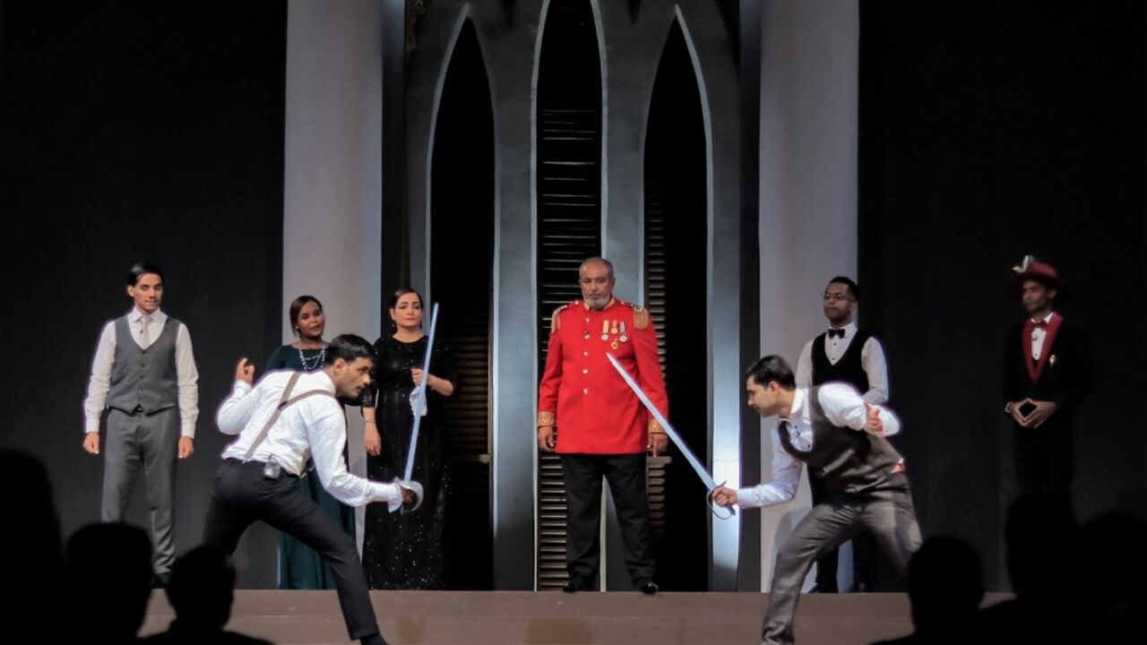 Actors perform in a production of William Shakespeare's 'Hamlet', in war-torn Yemen's southern city of Aden Actors perform in a production of William Shakespeare's 'Hamlet', in war-torn Yemen's southern city of Aden