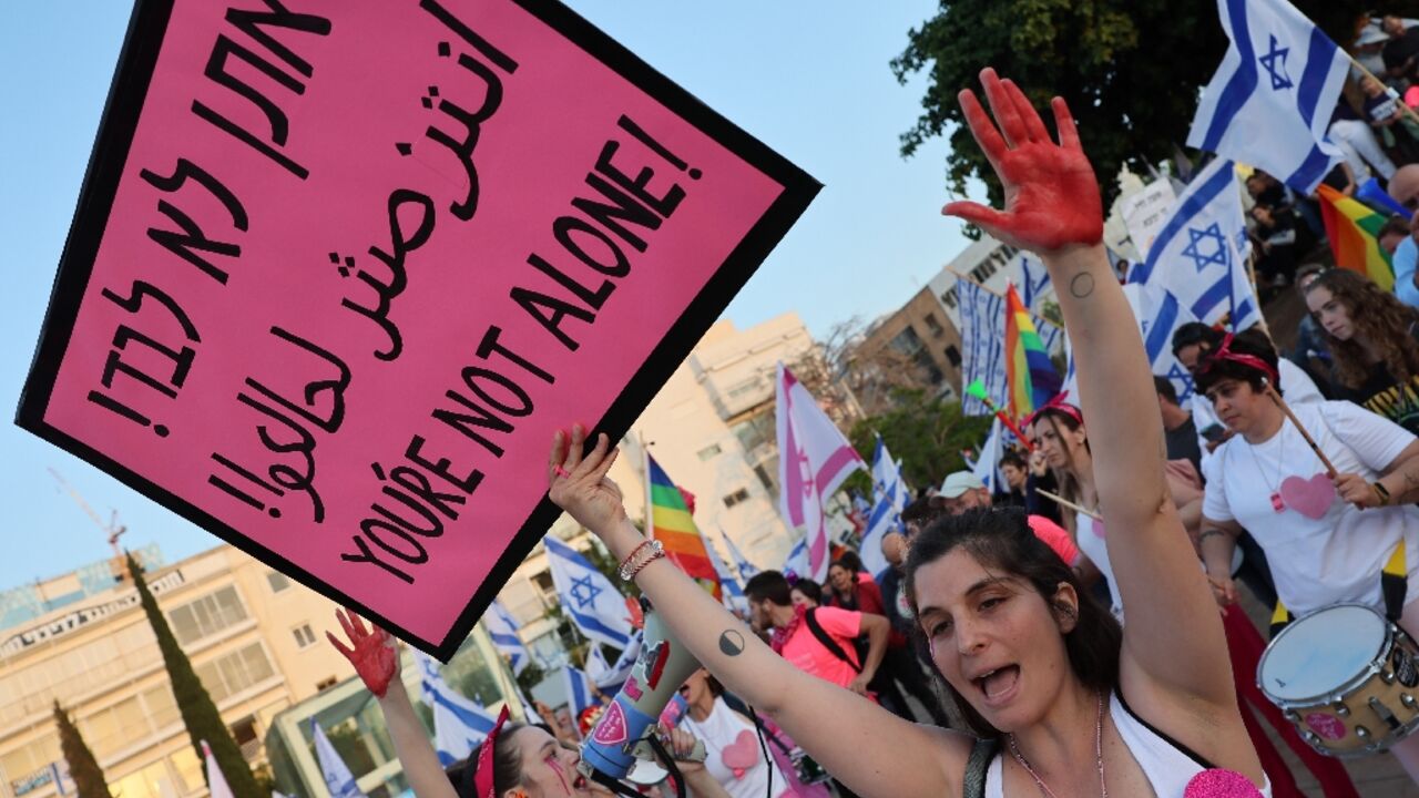 Opponents of the Israeli government's controversial judicial reform plans gather in Tel Aviv