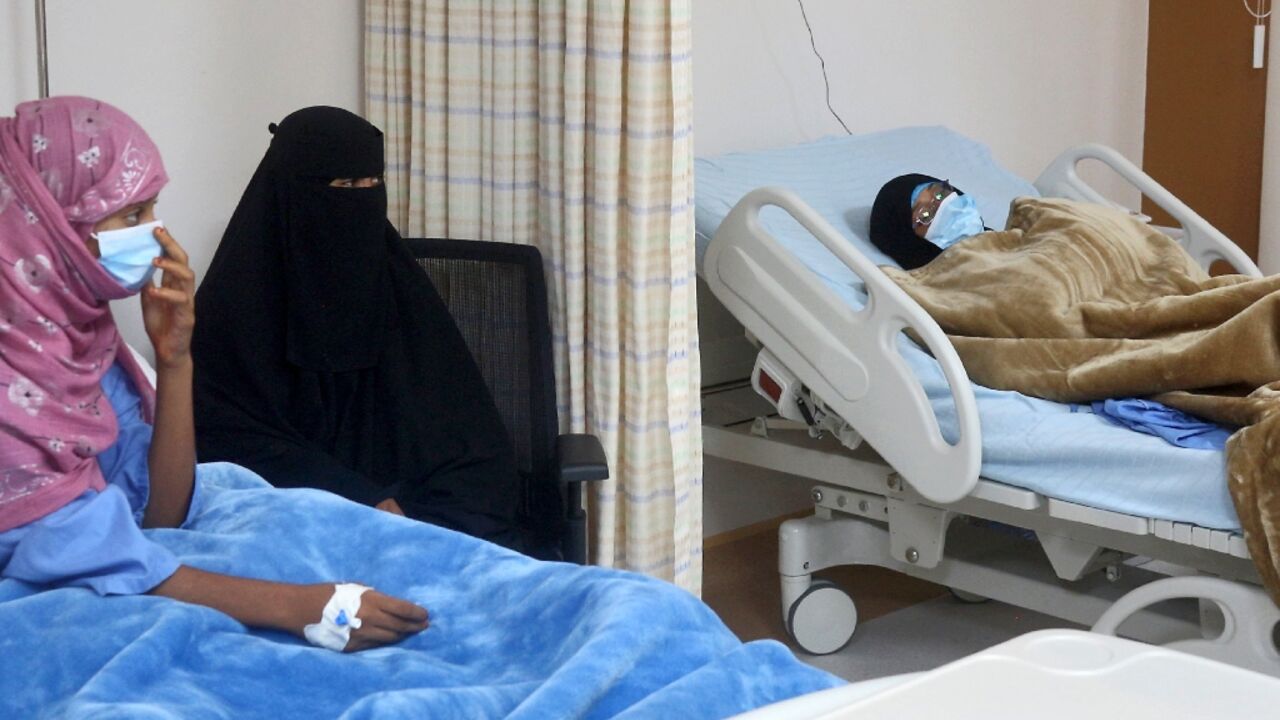 Relatives visit patients during the inauguration of a refurbished hospital in Aden on May 10, 2023 Relatives visit patients during the inauguration of a refurbished hospital in Aden on May 10, 2023
