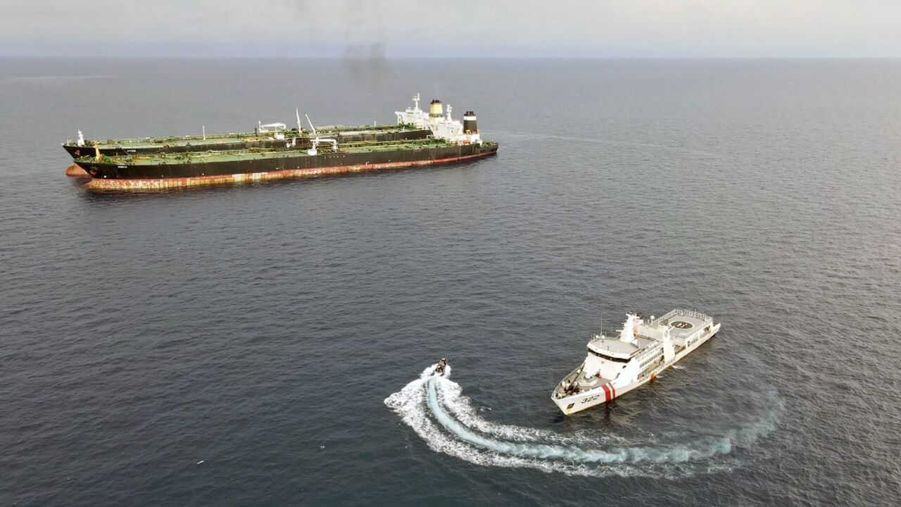 Indonesia has seized an Iranian-flagged tanker carrying more than 200,000 metric tons of light crude oil Indonesia has seized an Iranian-flagged tanker carrying more than 200,000 metric tons of light crude oil