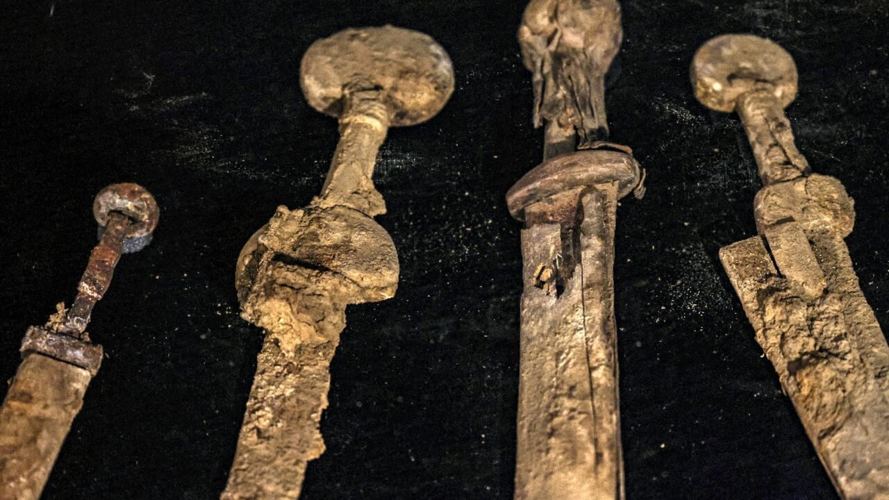 The weapons were well preserved with their iron blades, sheaths and handles still intact