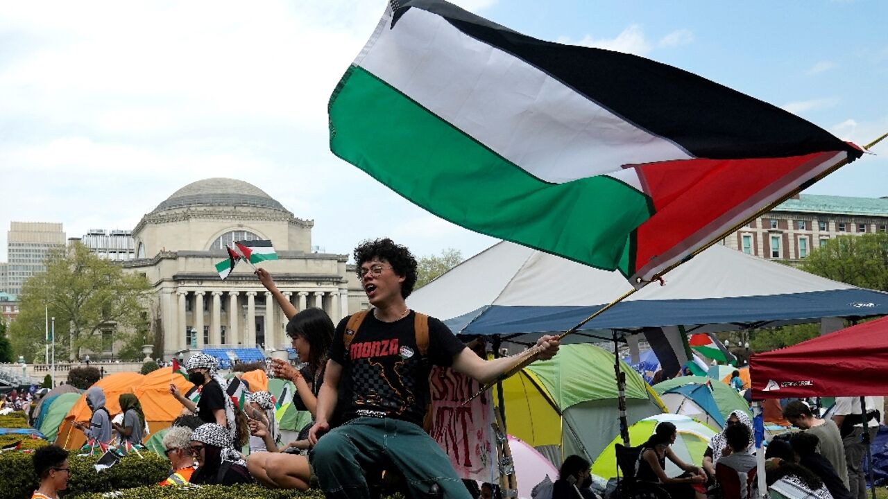 Columbia University officials said talks had broken down with student protesters and issued an ultimatum that they dismantle their encampment Columbia University officials said talks had broken down with student protesters and issued an ultimatum that they dismantle their encampment